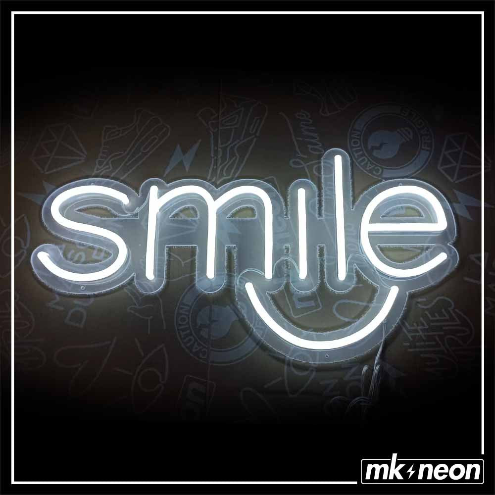 Smile - LED Neon Sign – MK Neon