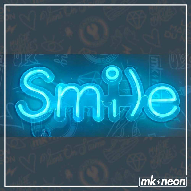 Smile - LED Neon Sign